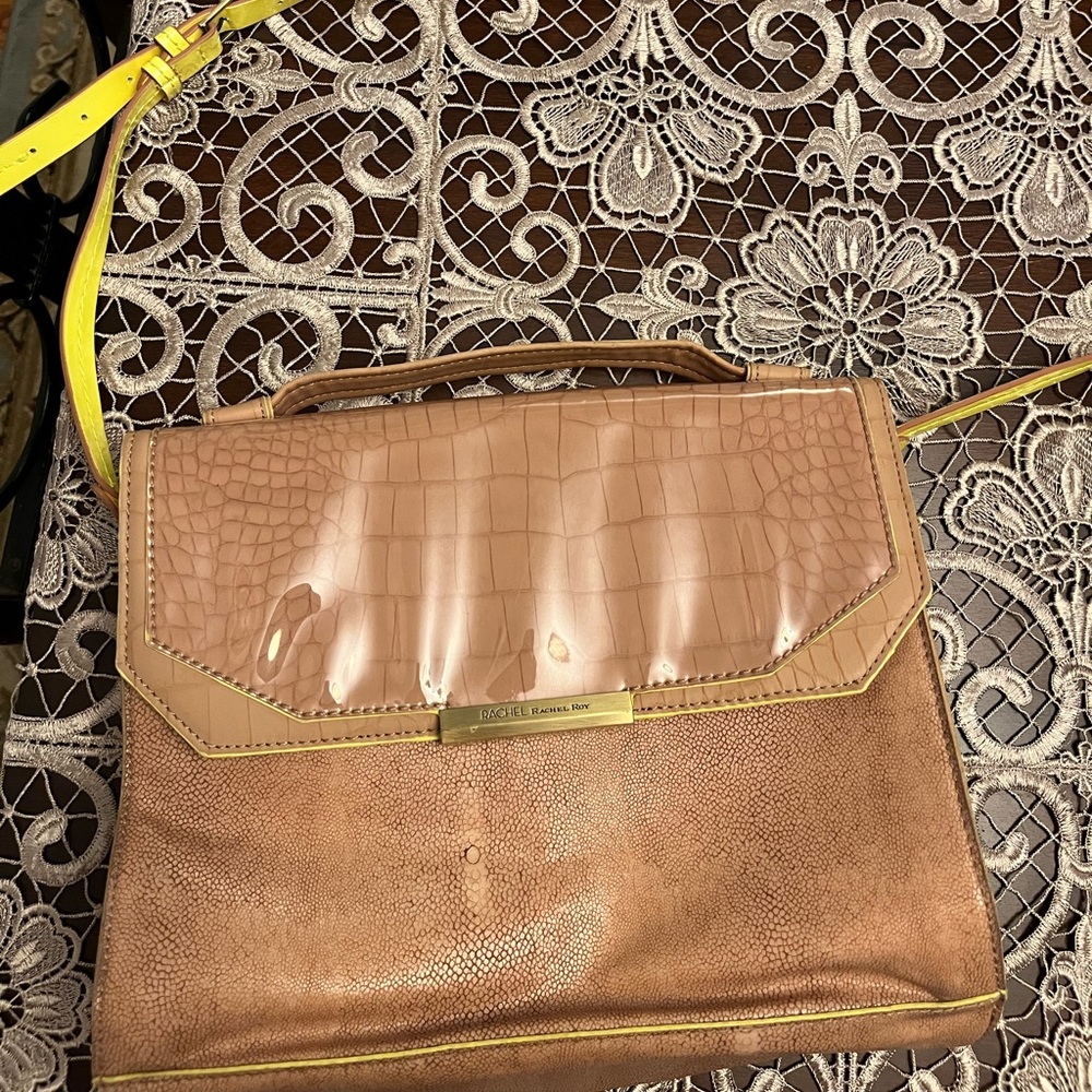 Rachel Roy cross body bag in excellent condition